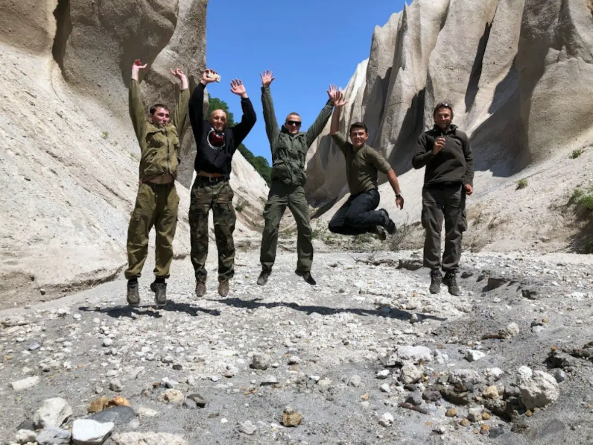 γεωλογικός σχηματισμός πύργων ηφαιστειακής ελαφρόπετρας στην Ρωσία