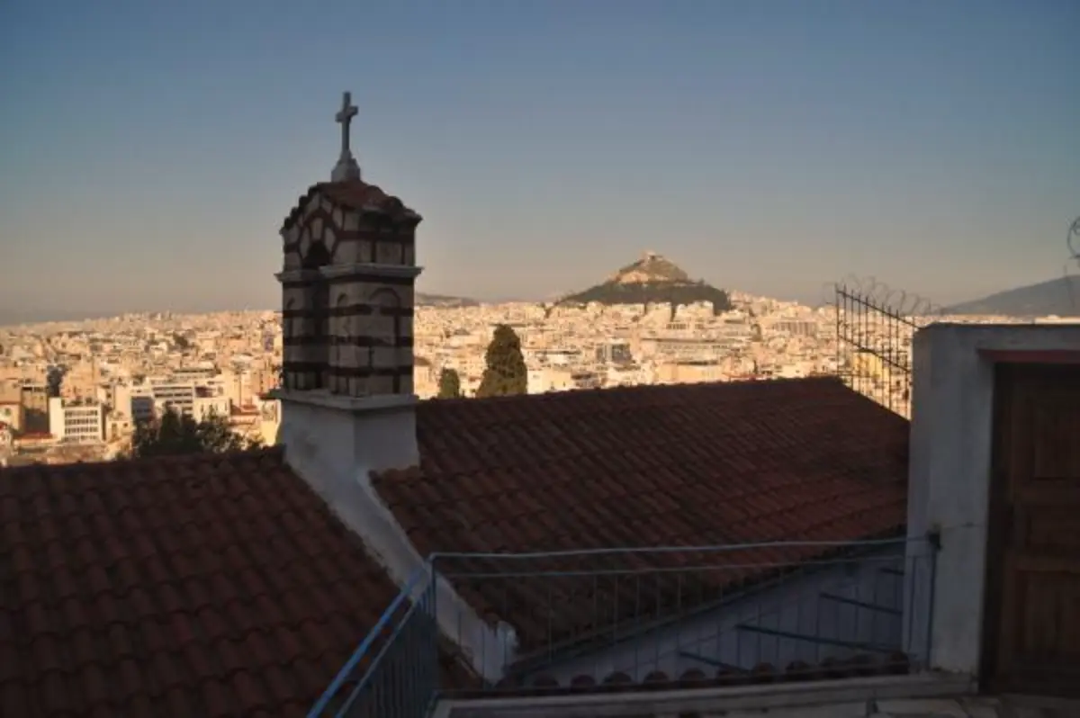 Top 10 Neighborhoods to Stay During Your Trip in Athens, Greece