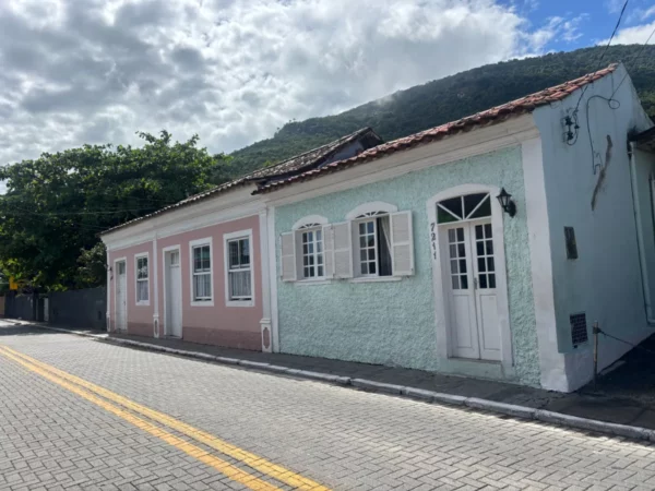Casinhas charmosas na vila de Ribeirão da Ilha, Santa Catarina