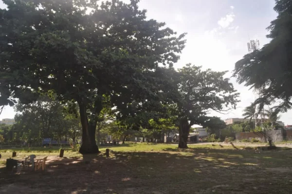 Place de la Colonne park toamasina madagascar