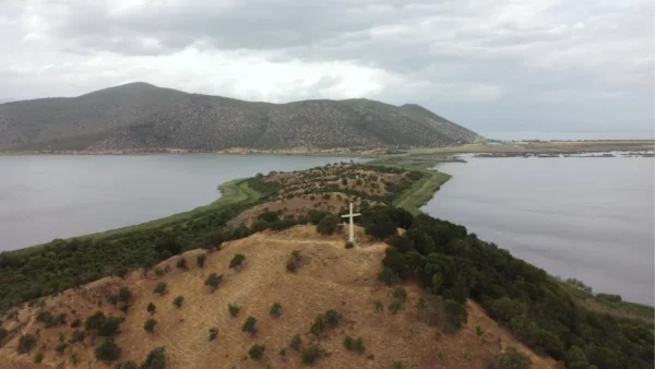 Αεροφωτογραφία του Αγίου Αχιλλείου και της Μικρής Πρέσπας
