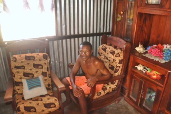 Le président du village de Betania près de Morondava