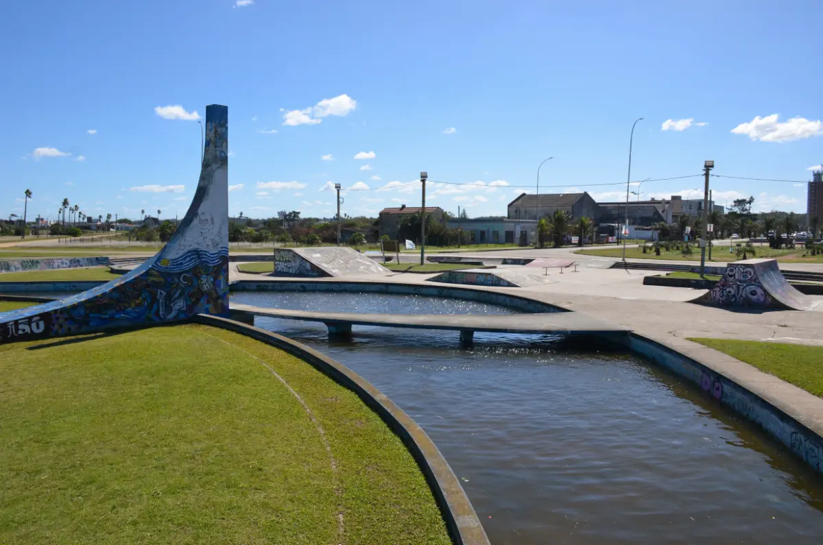 Skatepark in Nicolás Solari Avenue of la paloma