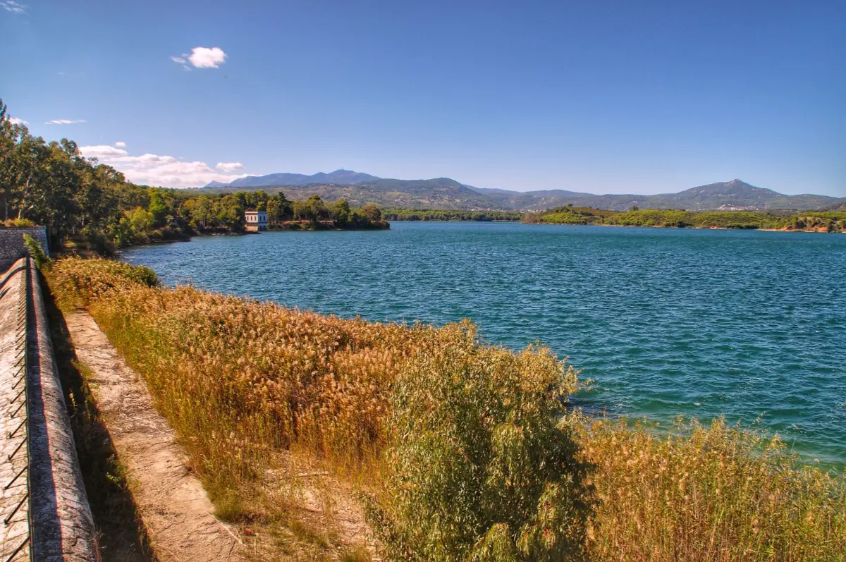 Lake Marathon: Day Trip from Athens
