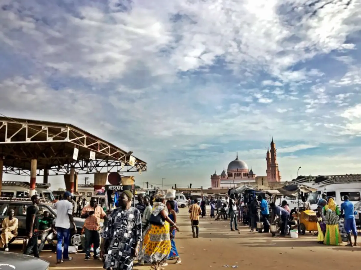 Λεωφορειακός σταθμός του Μπουρ σενεγάλη