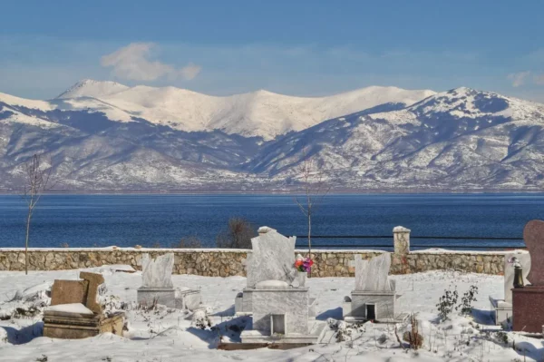 Ειρηνικό κοιμητήριο