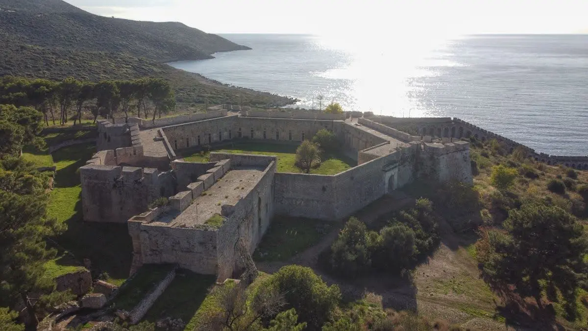 Niokastro Fortress (New Navarino) drone photo