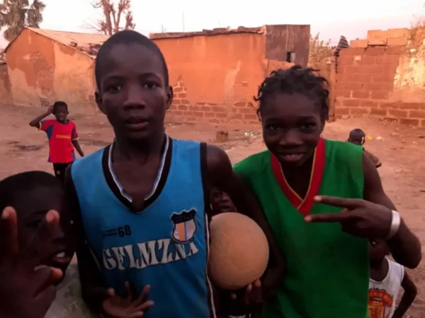 παιδιά ταμπακούντα σενεγάλη