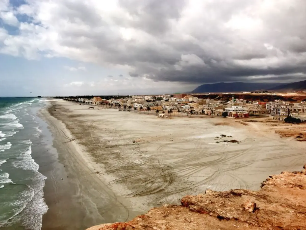 παραλιακή πόλη στο ομάν