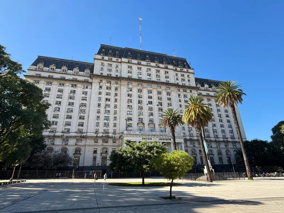 Massive Edificio Libertador in buenos aires