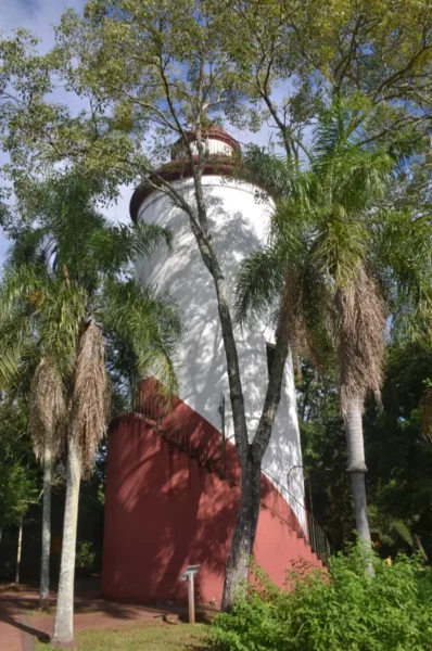 red and white watchtower in iguazu national park in argentina