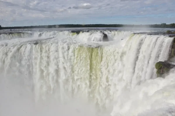 close photo of iguazu falls from the Devil’s Mouth in the argentinian side
