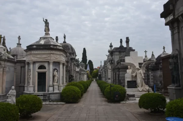Elaborate graves in rosario's el salvdor cemetery, argentina