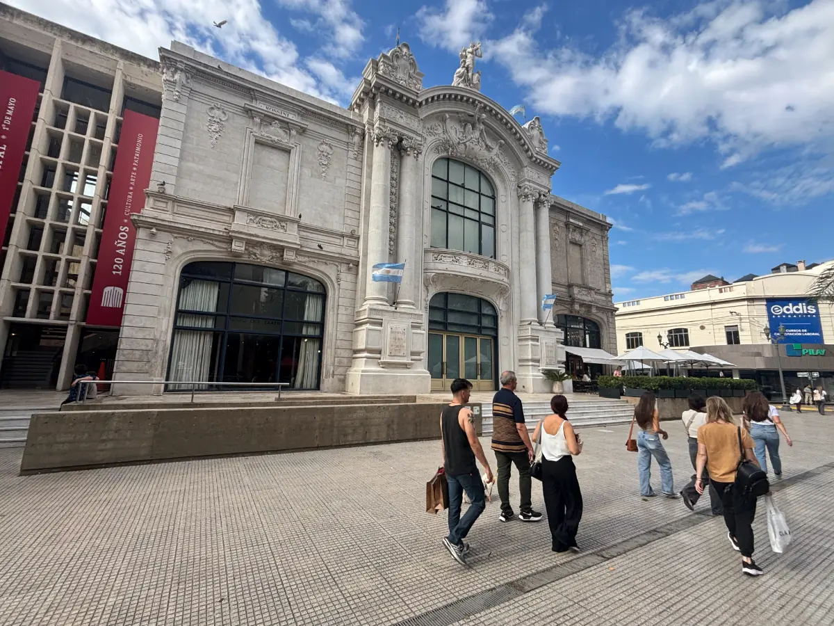 Beaux-Arts architecture in downtown Santa Fe, Argentina