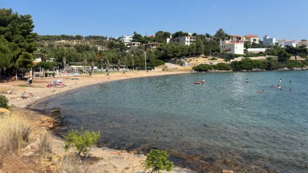 Zefyros Beach in nea artaki