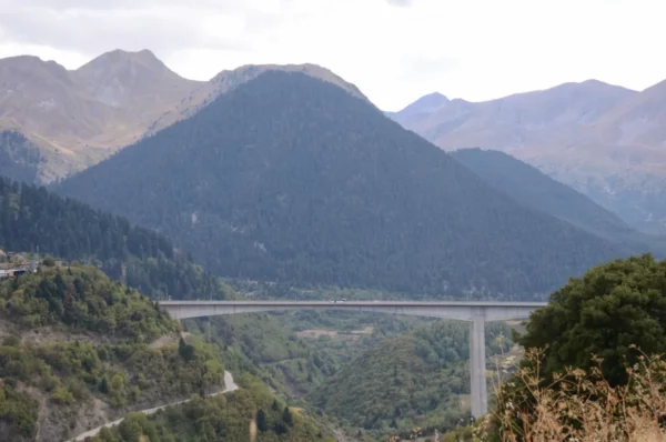 Lakmos Mountain above the Metsovitikos ravine, with the Egnatia Odos freeway bridge crossing the valley near Metsovo.